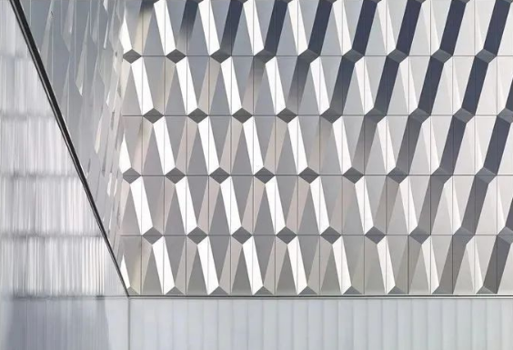 建筑“鎧甲”｜鋁單板幕墻的施工與安裝工藝